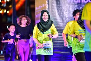 BIB: 50300
                            <button type="button" onclick="openModal(21804264)" class="btn btn-primary btn-sm float-right btn-popup" data-toggle="modal" data-target=".modal-high-quality">
                        <i class="fas fa-shopping-cart"></i> Add to Cart
                    </button>
                                            <button type="button" onclick="isThisMe(21804264, true)" class="btn btn-success btn-sm float-right btn-popup btn-isme hidden" data-toggle="tooltip" data-placement="bottom" title="นี่คือรูปของคุณใช่ไหม คลิกที่นี่เพื่อเอาเข้าอัลบั้ม">
                        <i class="fas fa-plus"></i> Add to album
                    </button>
                    <button type="button" onclick="isThisMe(21804264, false)" class="btn btn-warning btn-sm float-right btn-popup btn-isnotme hidden">
                        <i class="fas fa-ban"></i> Remove from album
                    </button>